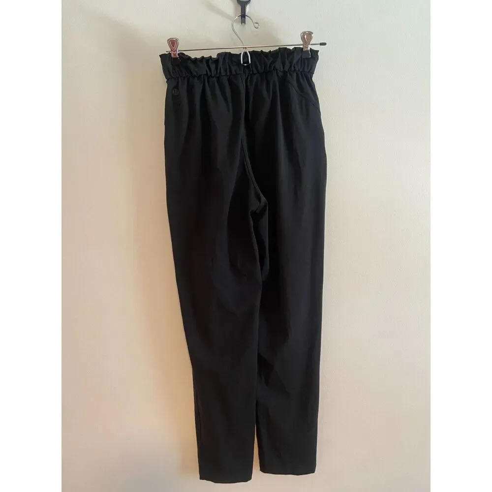 Lululemon Keep Moving Pant 7/8 High-Rise in Black SIZE 4